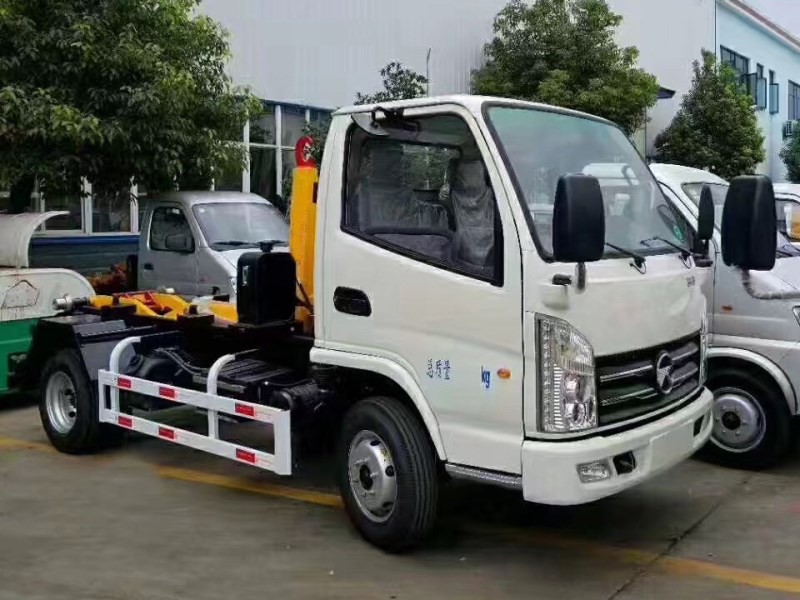 凱馬(4方)CLW5040ZXXK5車(chē)廂可卸式垃圾車(chē)